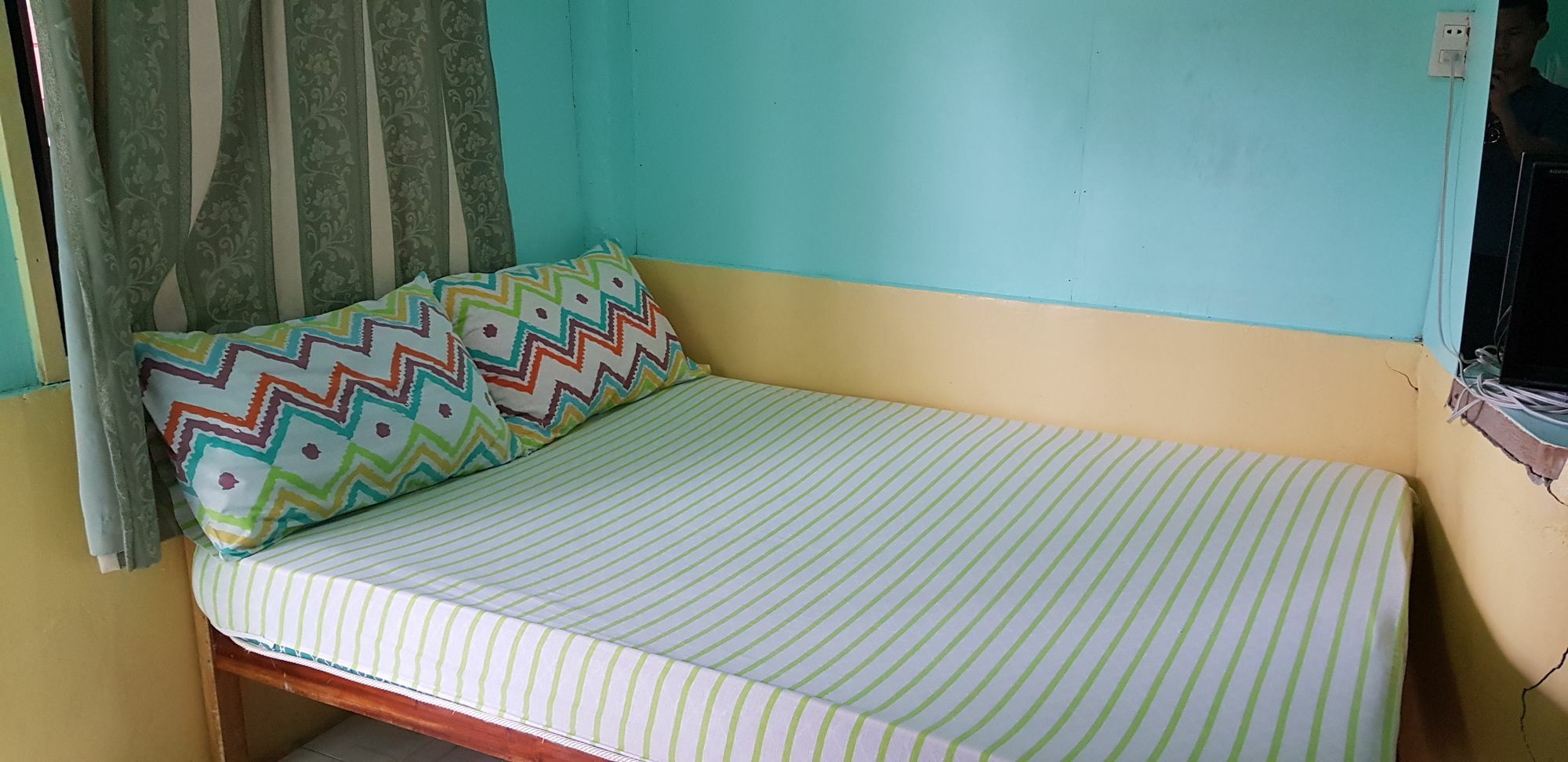 Mother Teresa Rooms And Restaurant Ослоб Екстер'єр фото