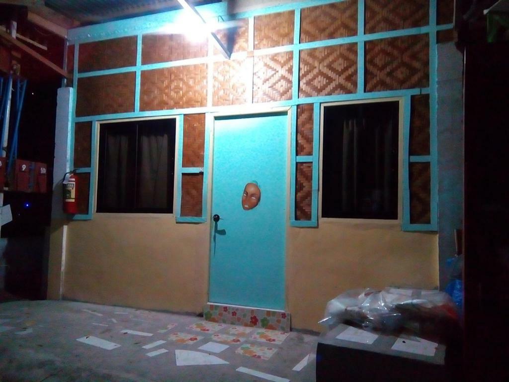 Mother Teresa Rooms And Restaurant Ослоб Екстер'єр фото