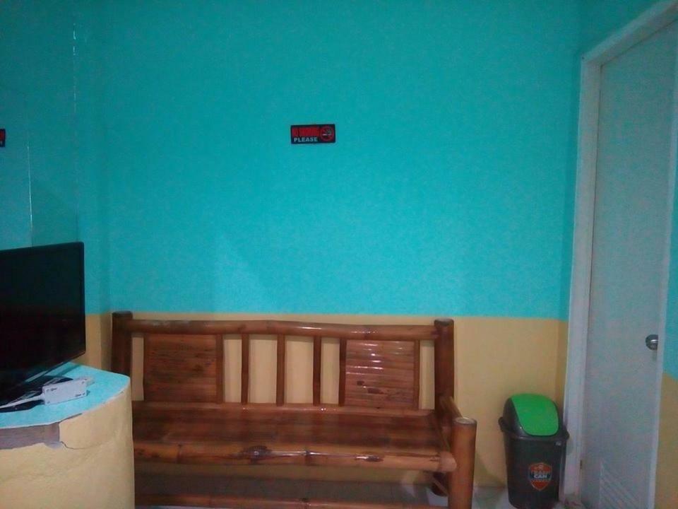 Mother Teresa Rooms And Restaurant Ослоб Екстер'єр фото